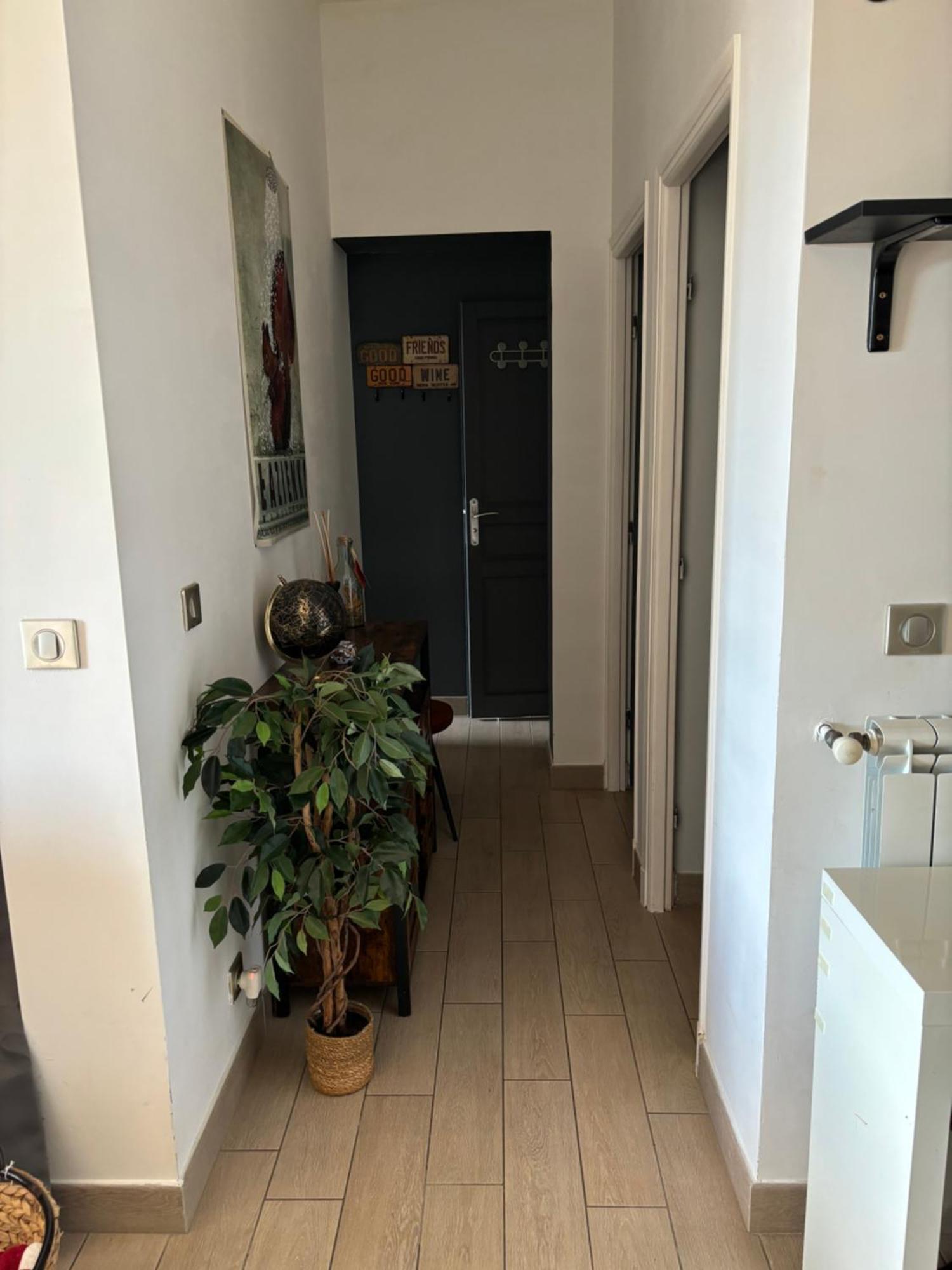 Flora Apartment Nice
